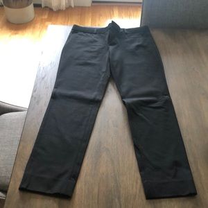 Banana Republic Sloan Dress Pant, Size 6- Black